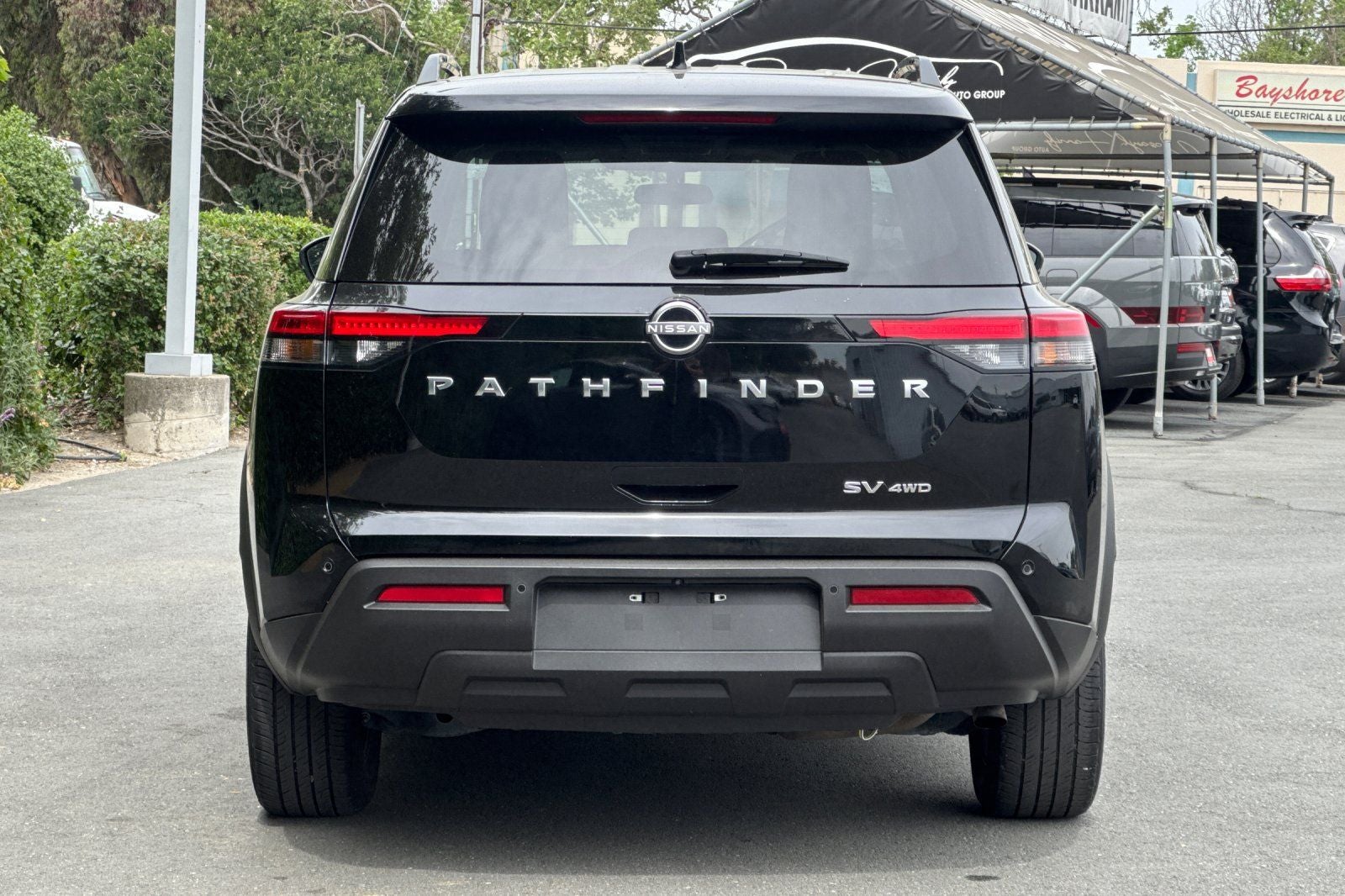 2024 Nissan Pathfinder SV SV
