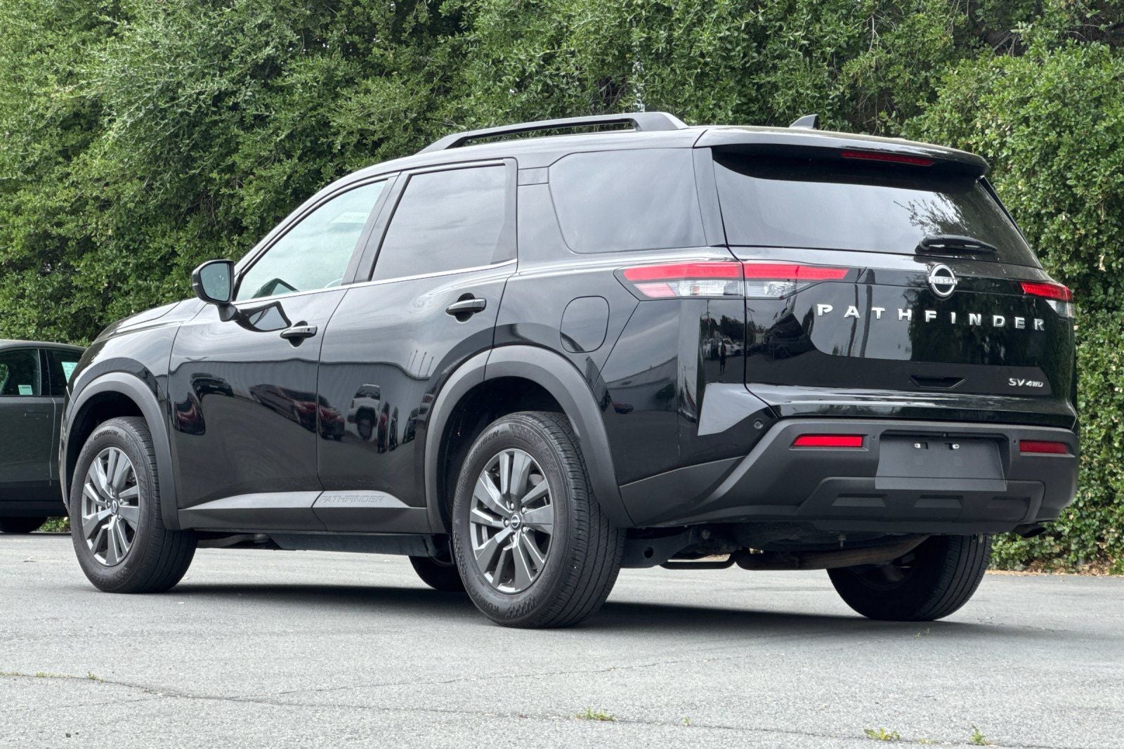 2024 Nissan Pathfinder SV SV