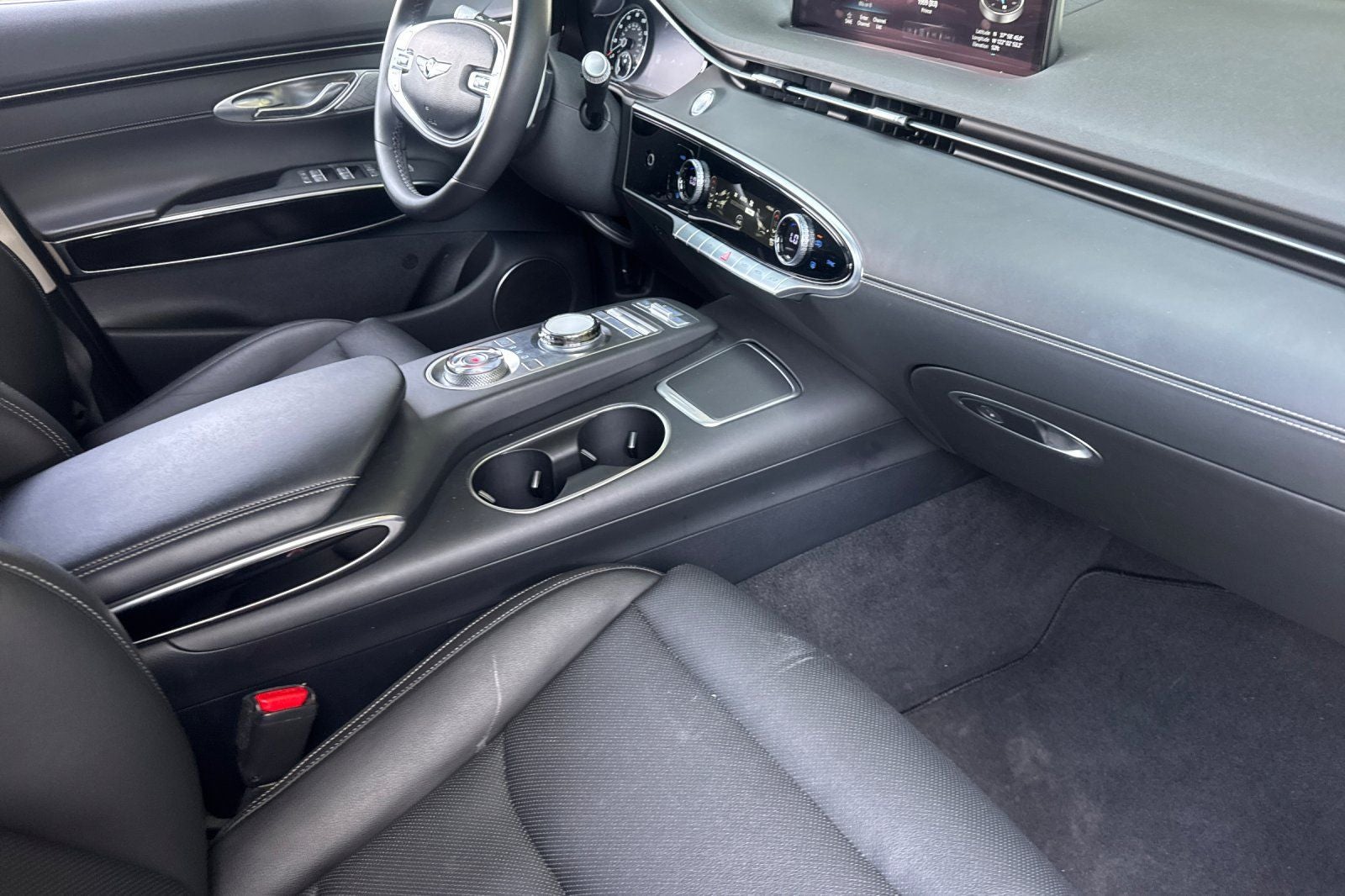 2025 Genesis GV70 2.5T