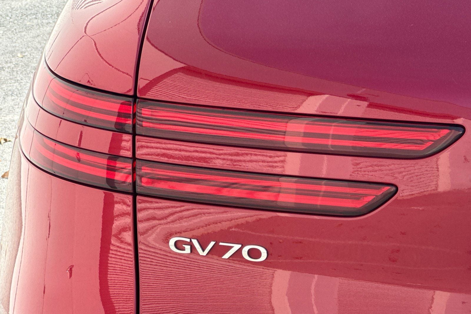 2025 Genesis GV70 2.5T