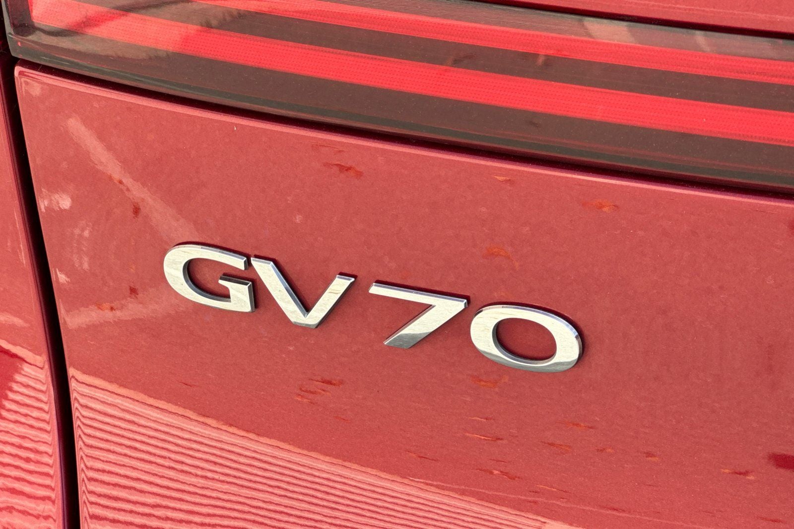 2025 Genesis GV70 2.5T