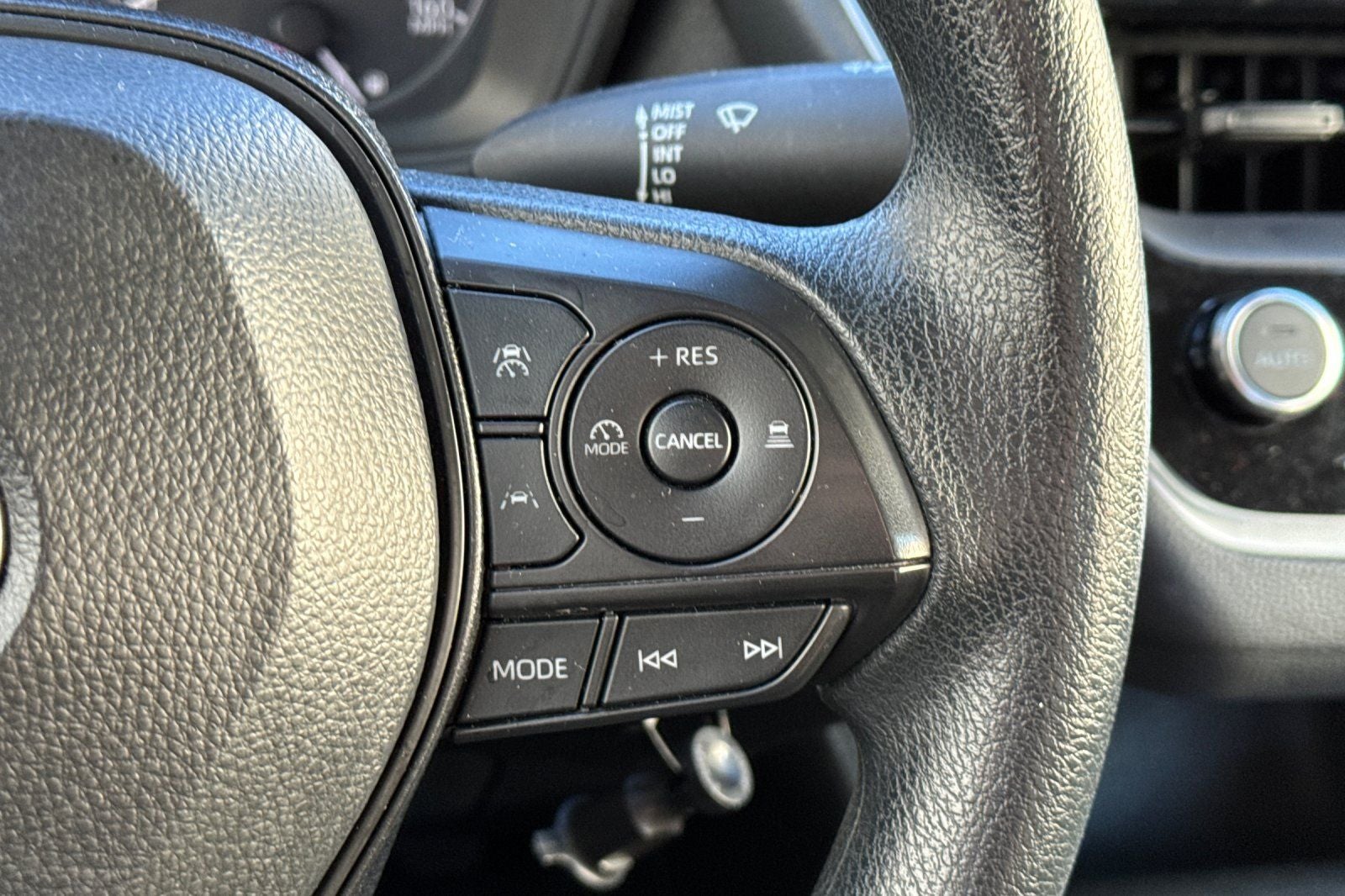 2024 Toyota Corolla LE LE