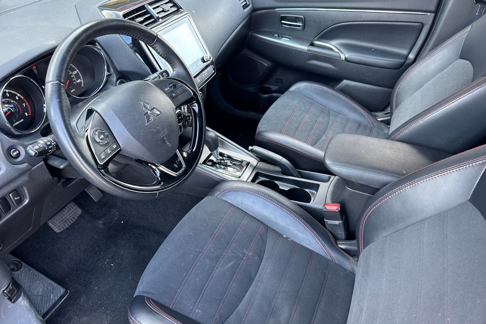 2024 Mitsubishi Outlander Sport 2.0 SE SE