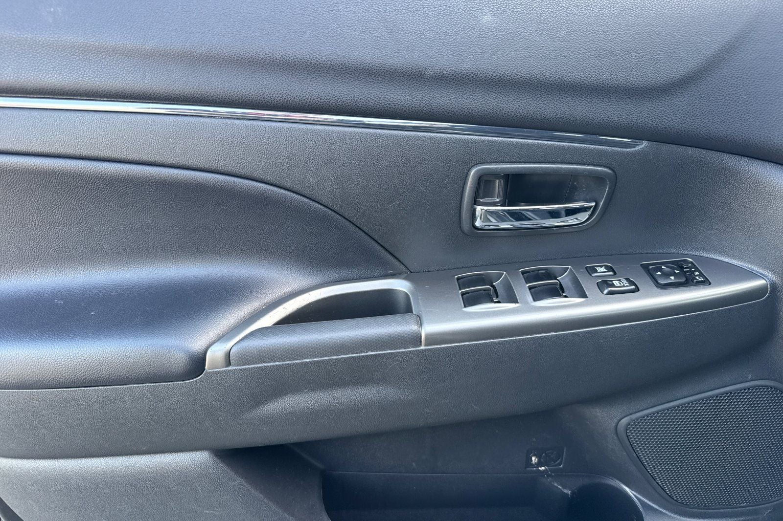 2024 Mitsubishi Outlander Sport 2.0 SE SE