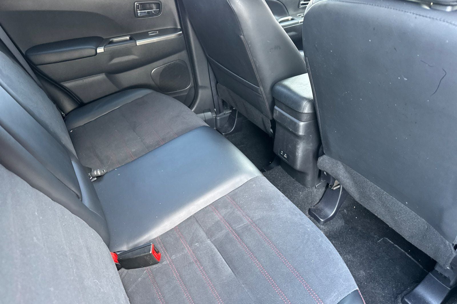 2024 Mitsubishi Outlander Sport 2.0 SE SE