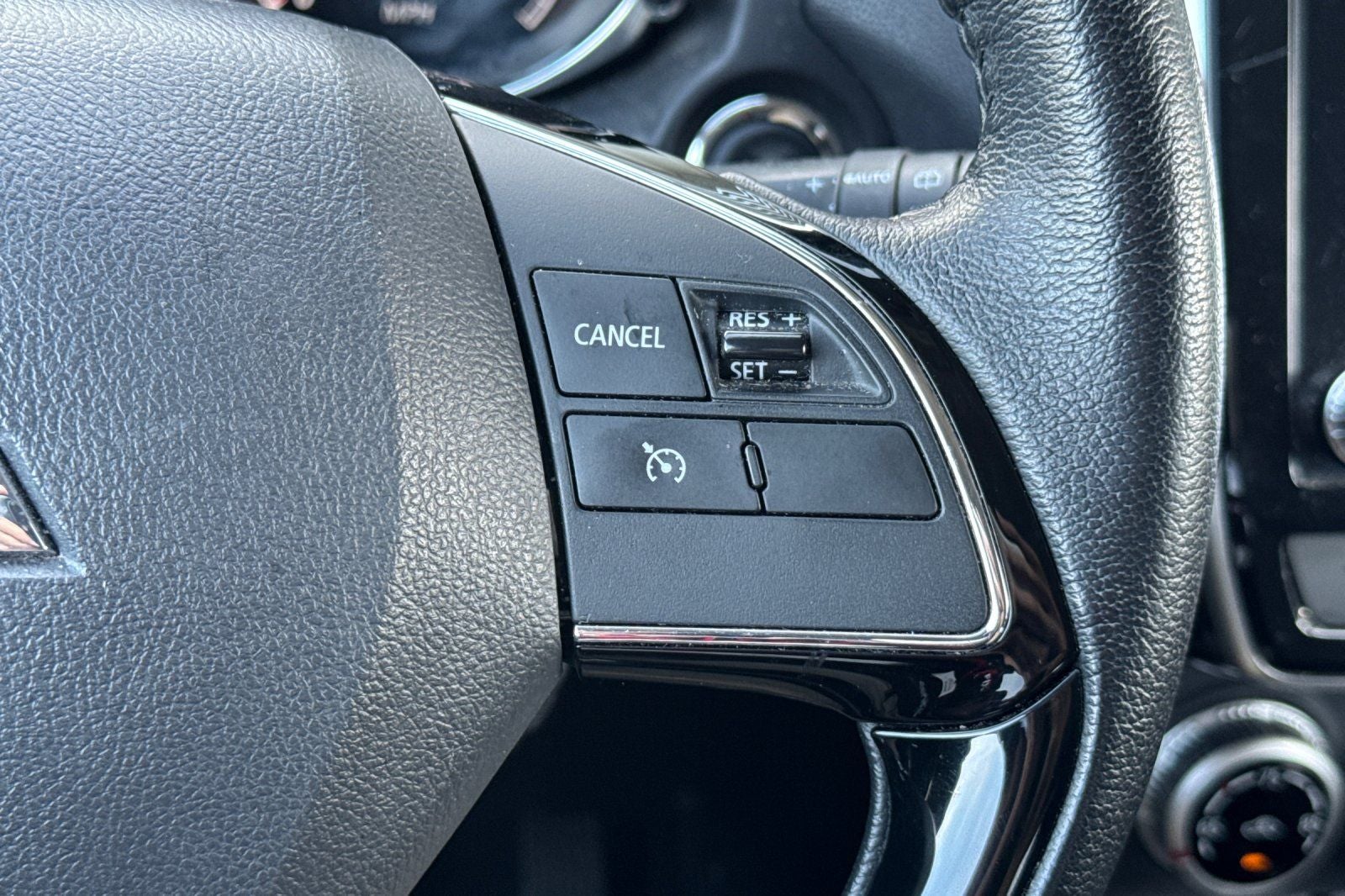 2024 Mitsubishi Outlander Sport 2.0 SE SE