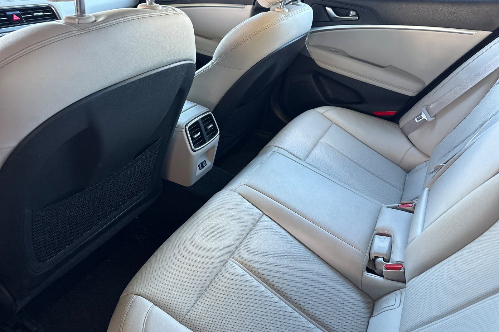 2024 Genesis G70 2.5T