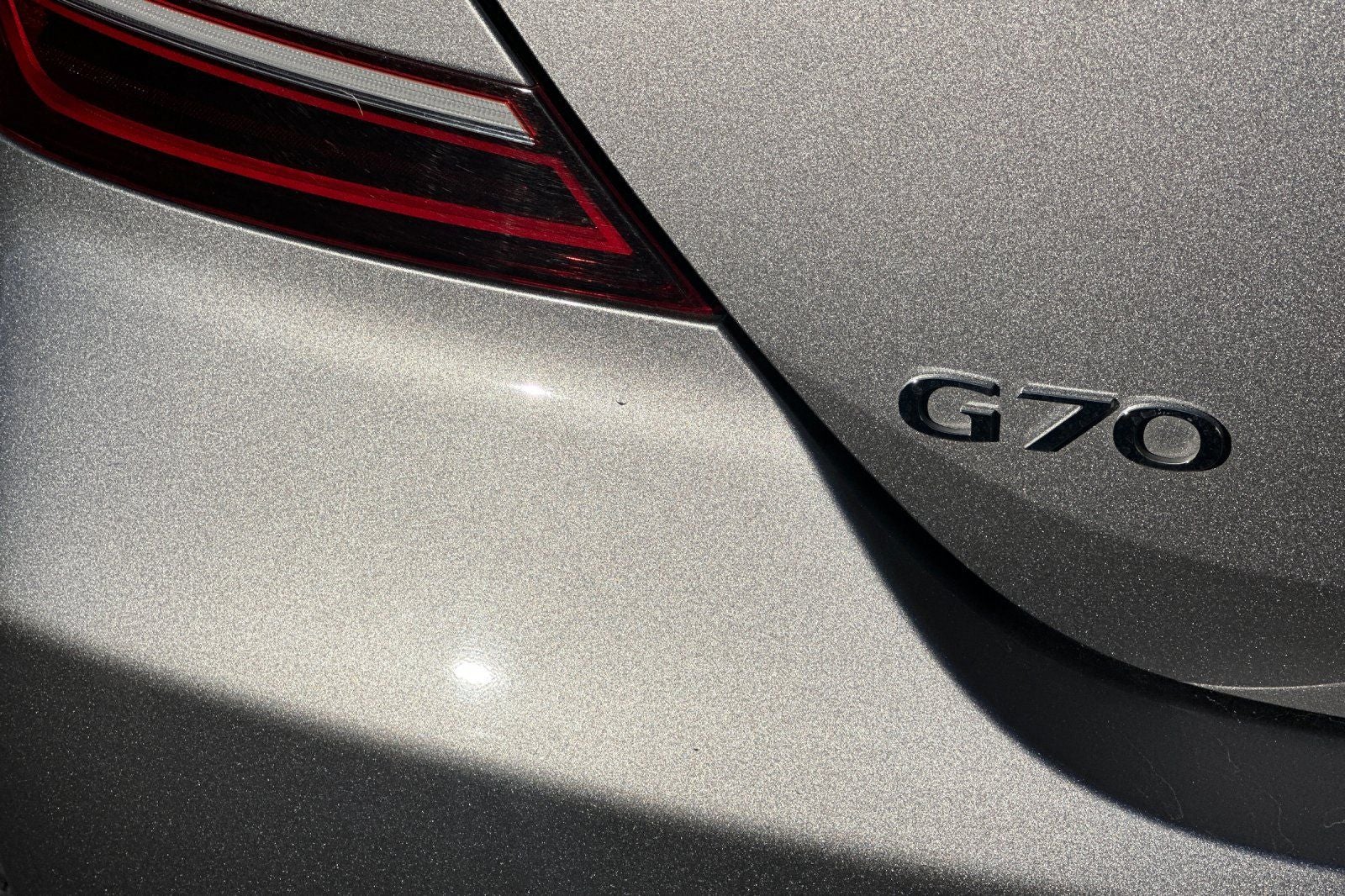 2024 Genesis G70 2.5T