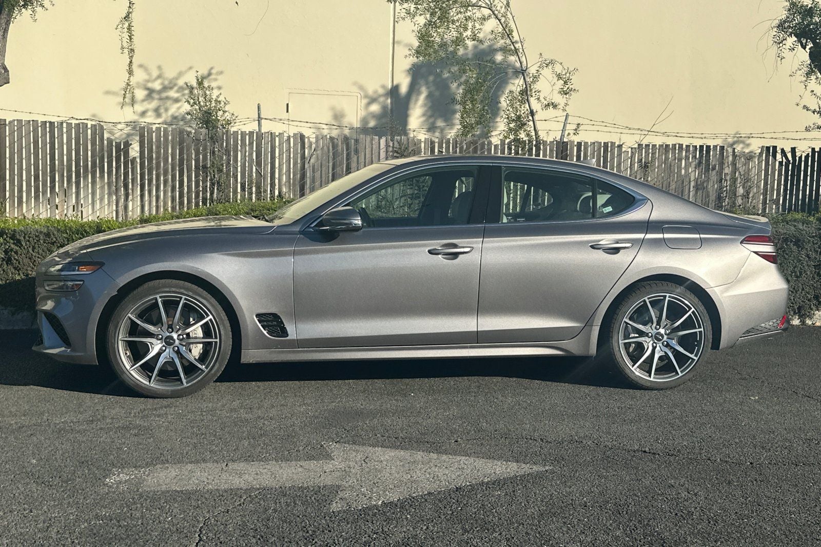 2024 Genesis G70 2.5T