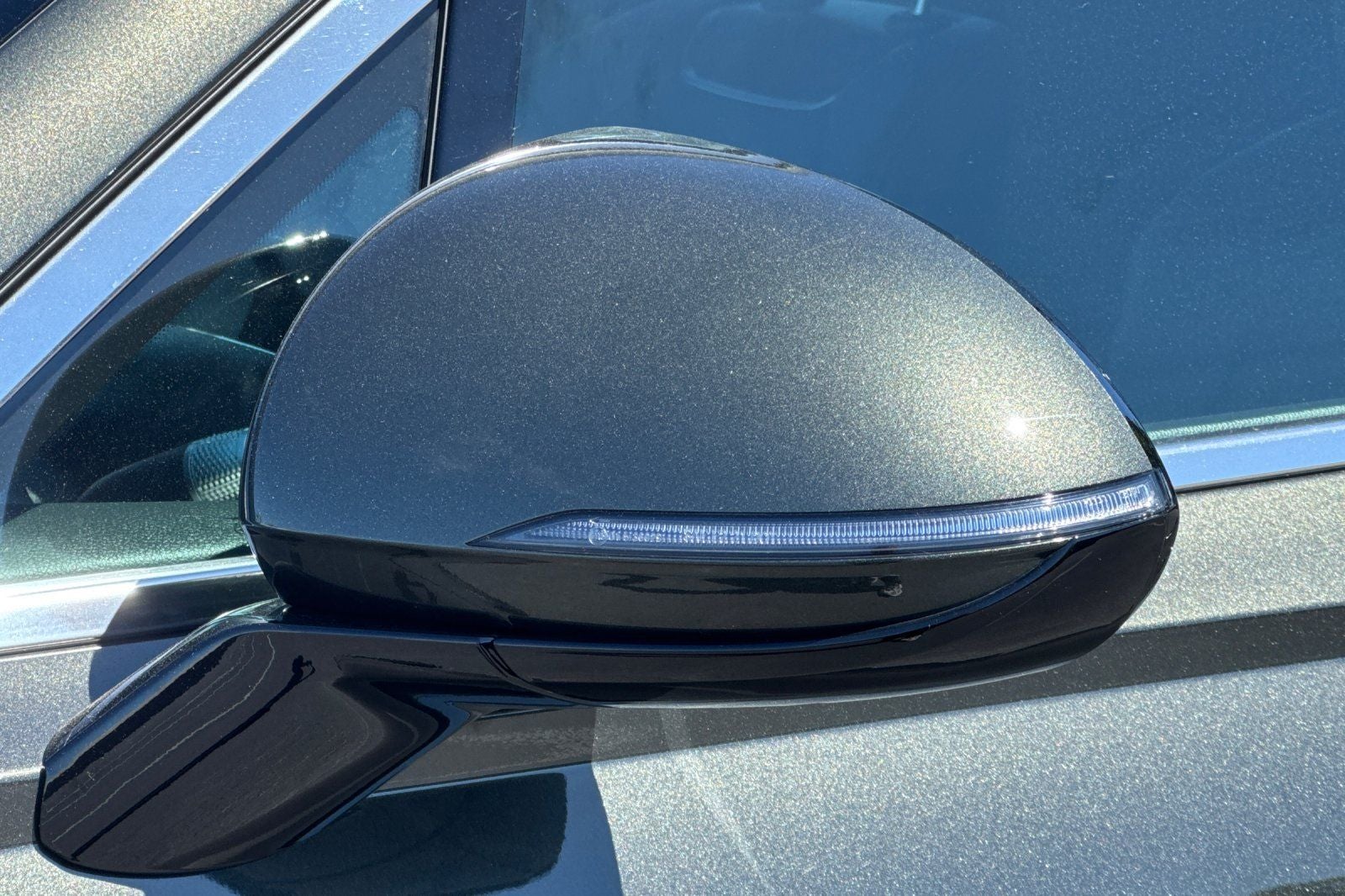 2025 Genesis GV70 2.5T 2.5T AWD