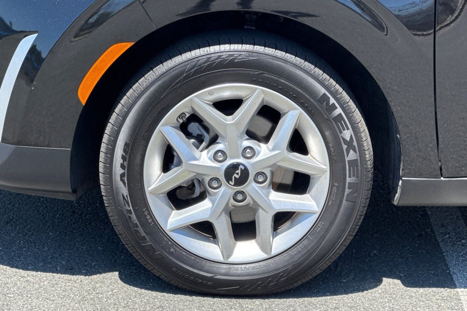 2025 Kia Soul LX TECHNOLOGY