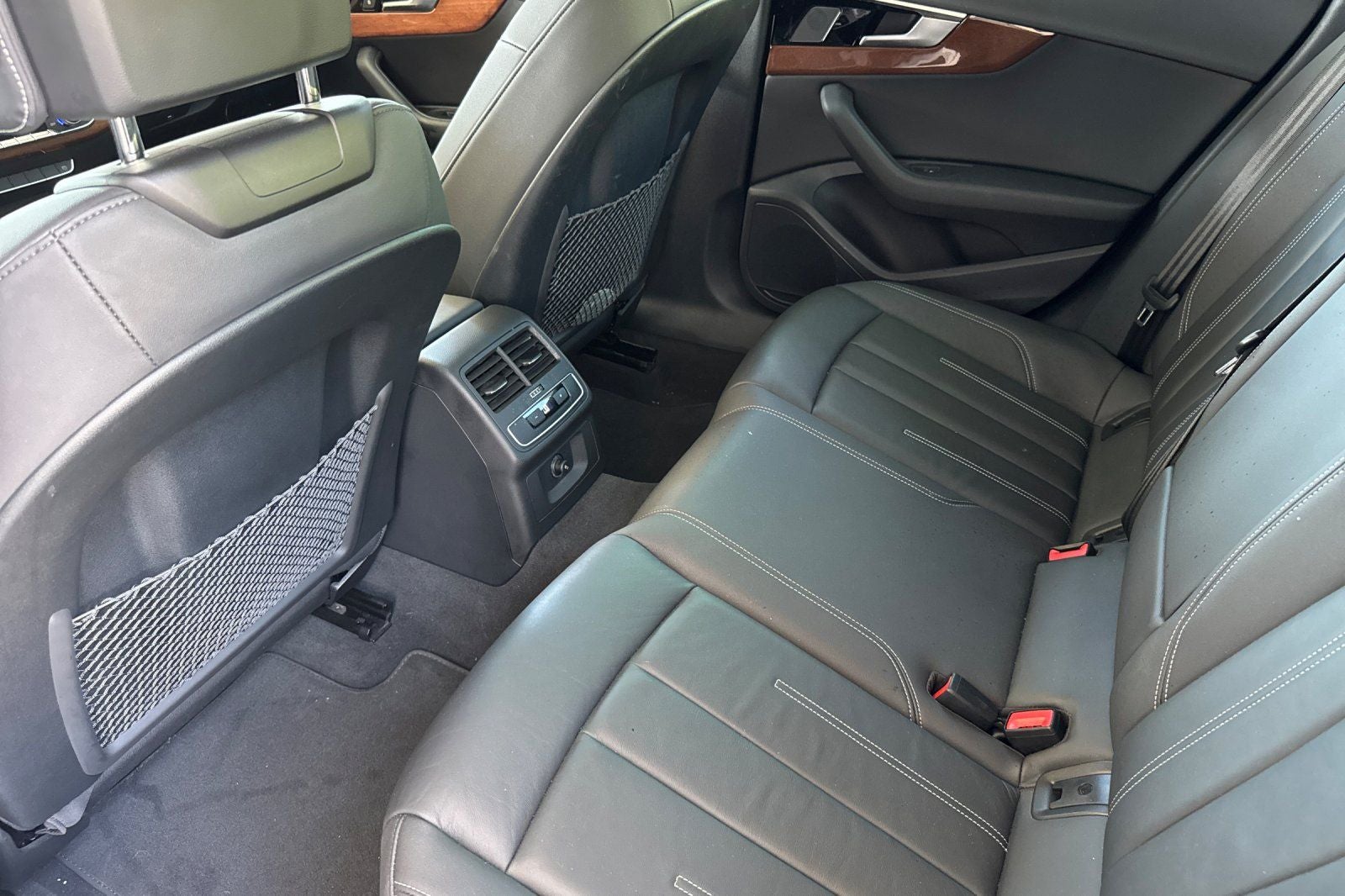 2022 Audi A4 40 Premium quattro