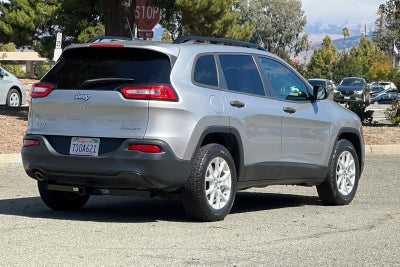 2016 Jeep Cherokee Sport