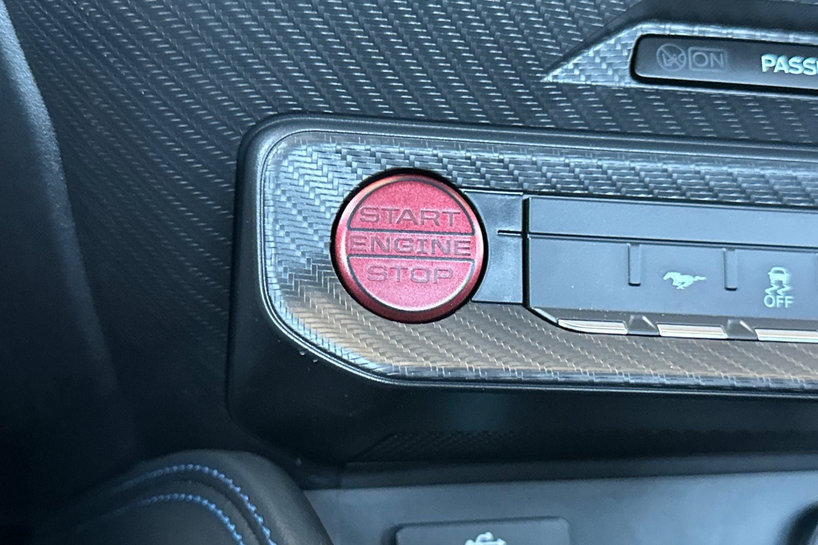 2026 Ford Mustang Dark Horse