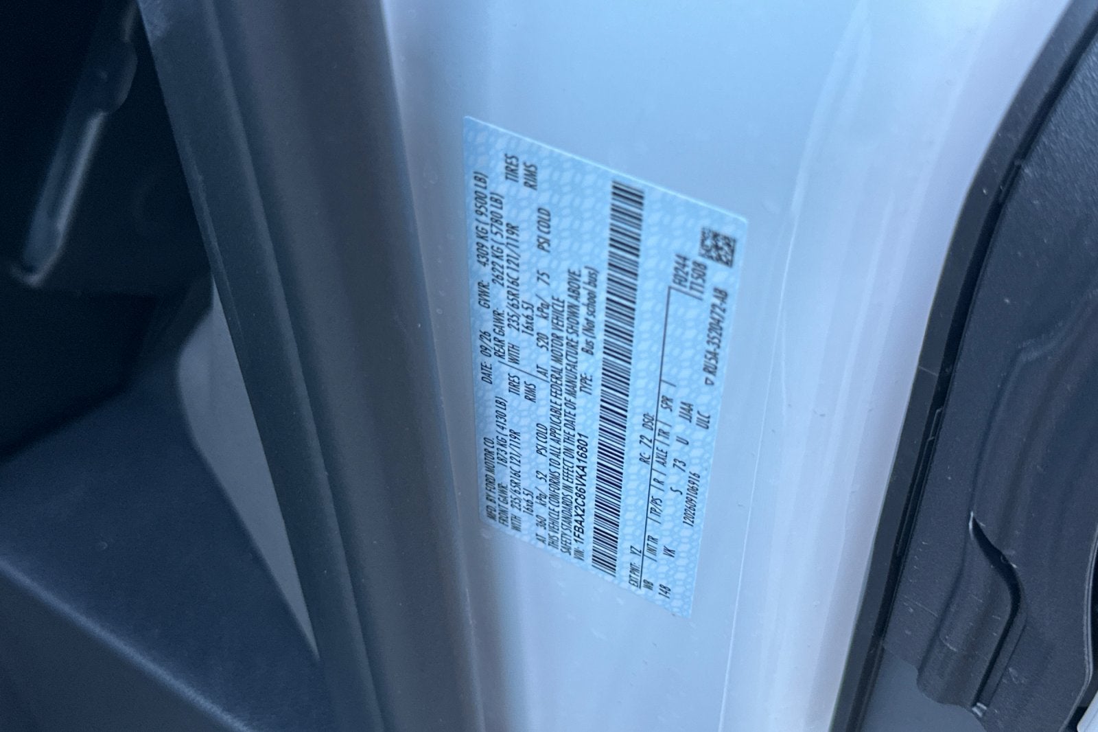 2027 Ford Transit-350 XL