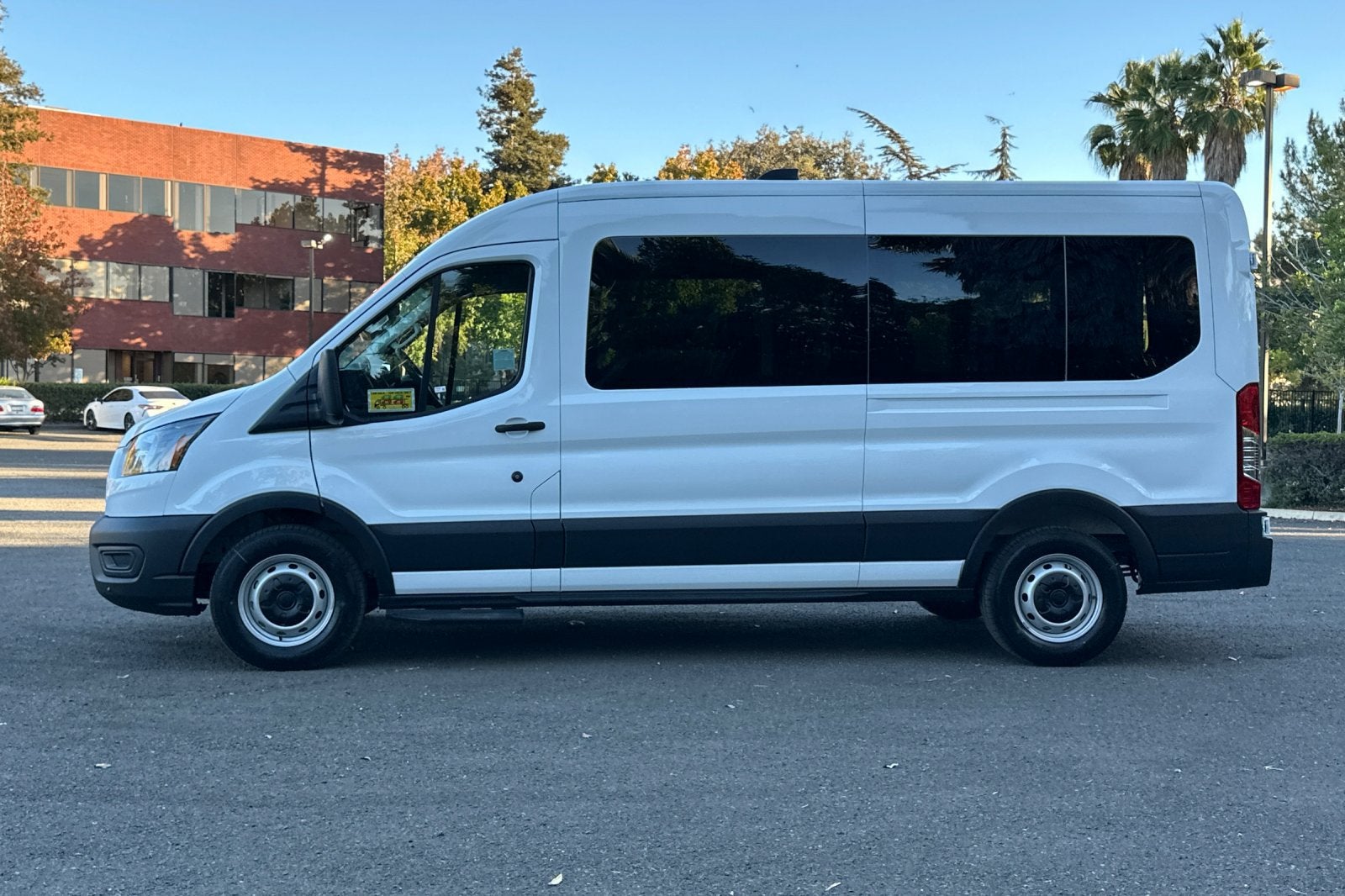 2027 Ford Transit-350 XL