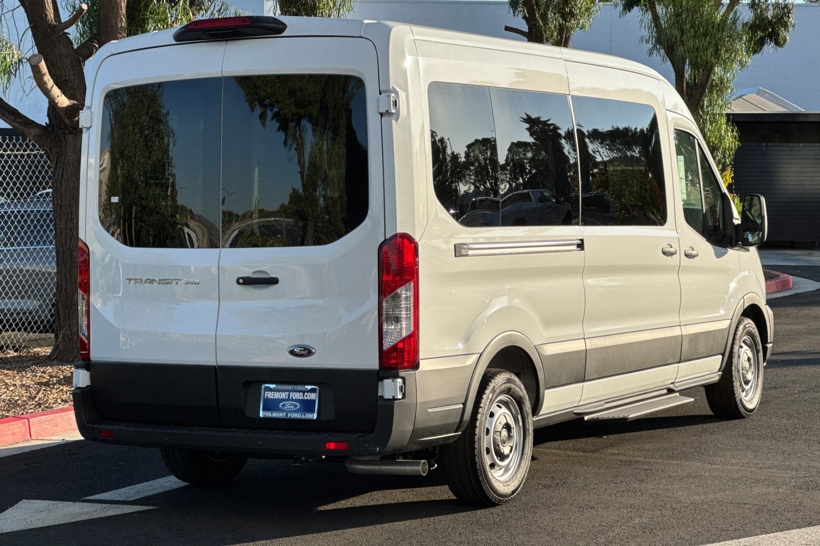 2025 Ford Transit-350 XL