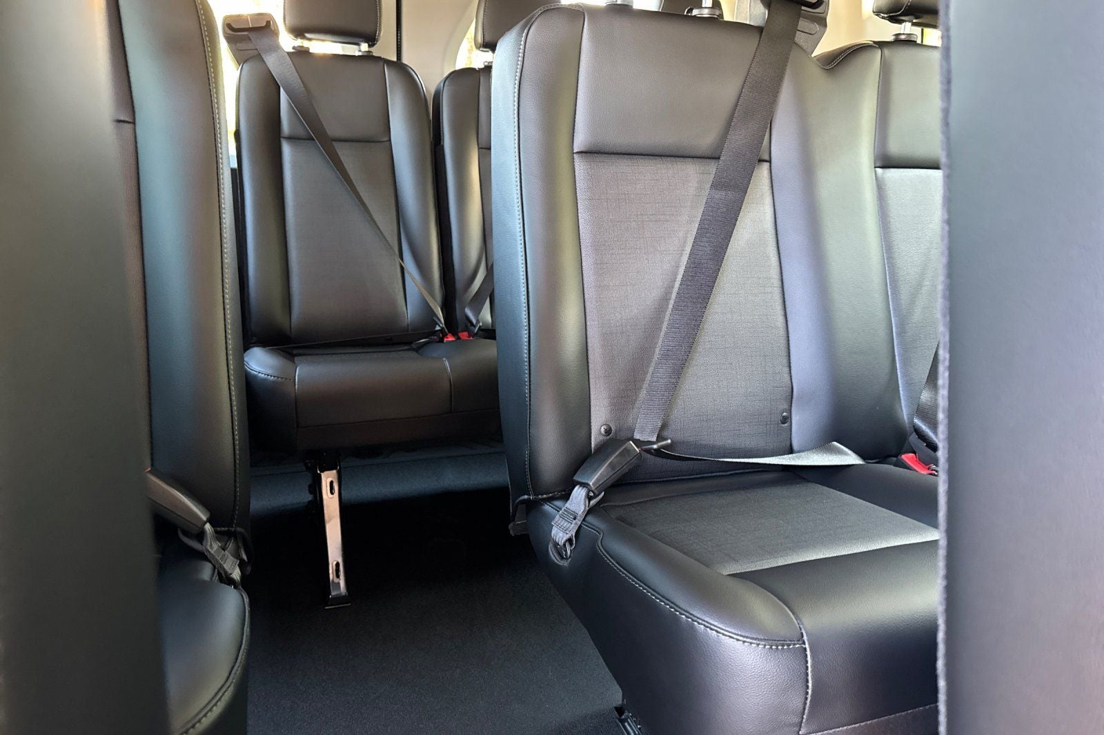 2025 Ford Transit-350 XL