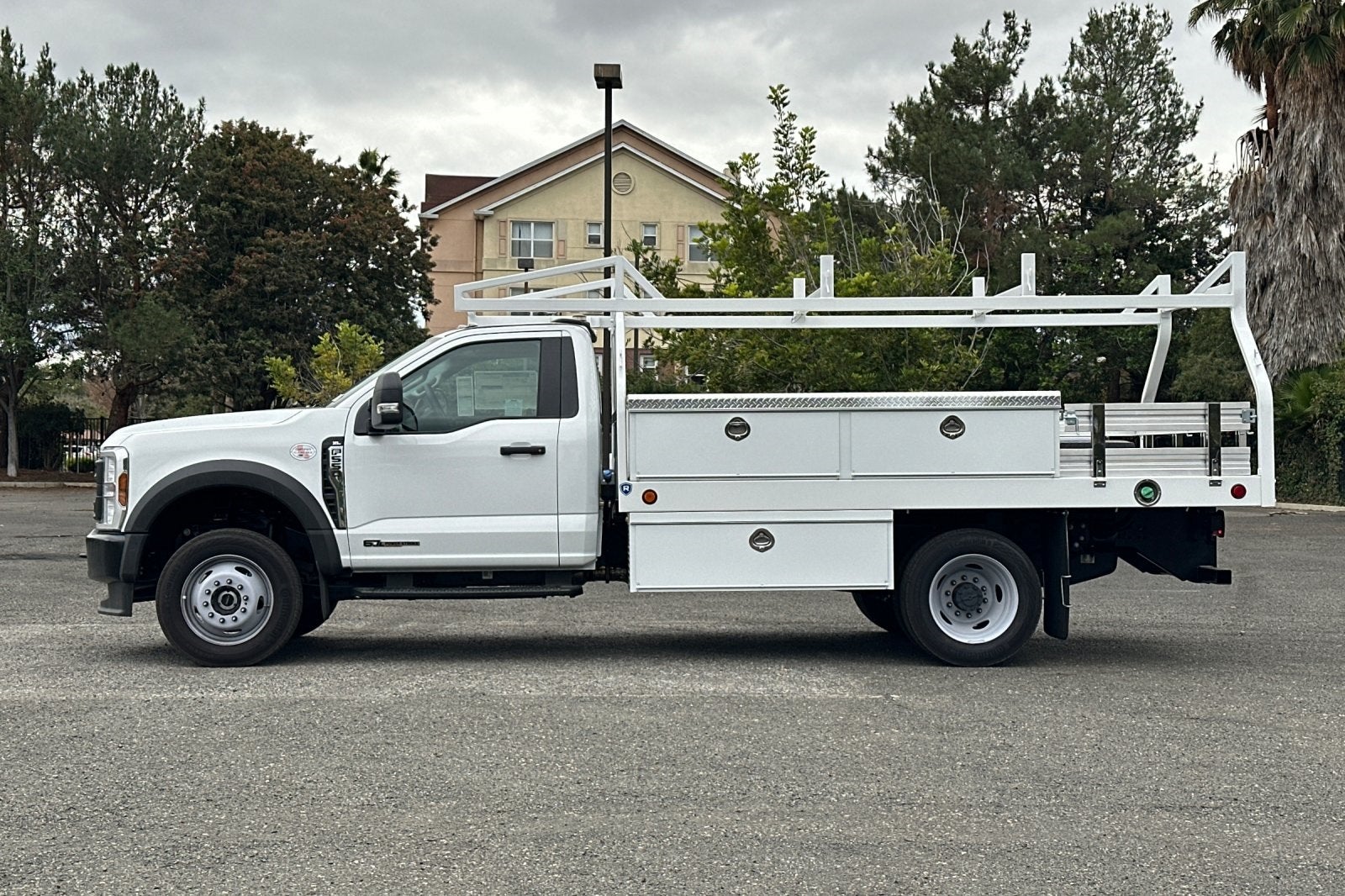 2025 Ford F-550SD XL DRW