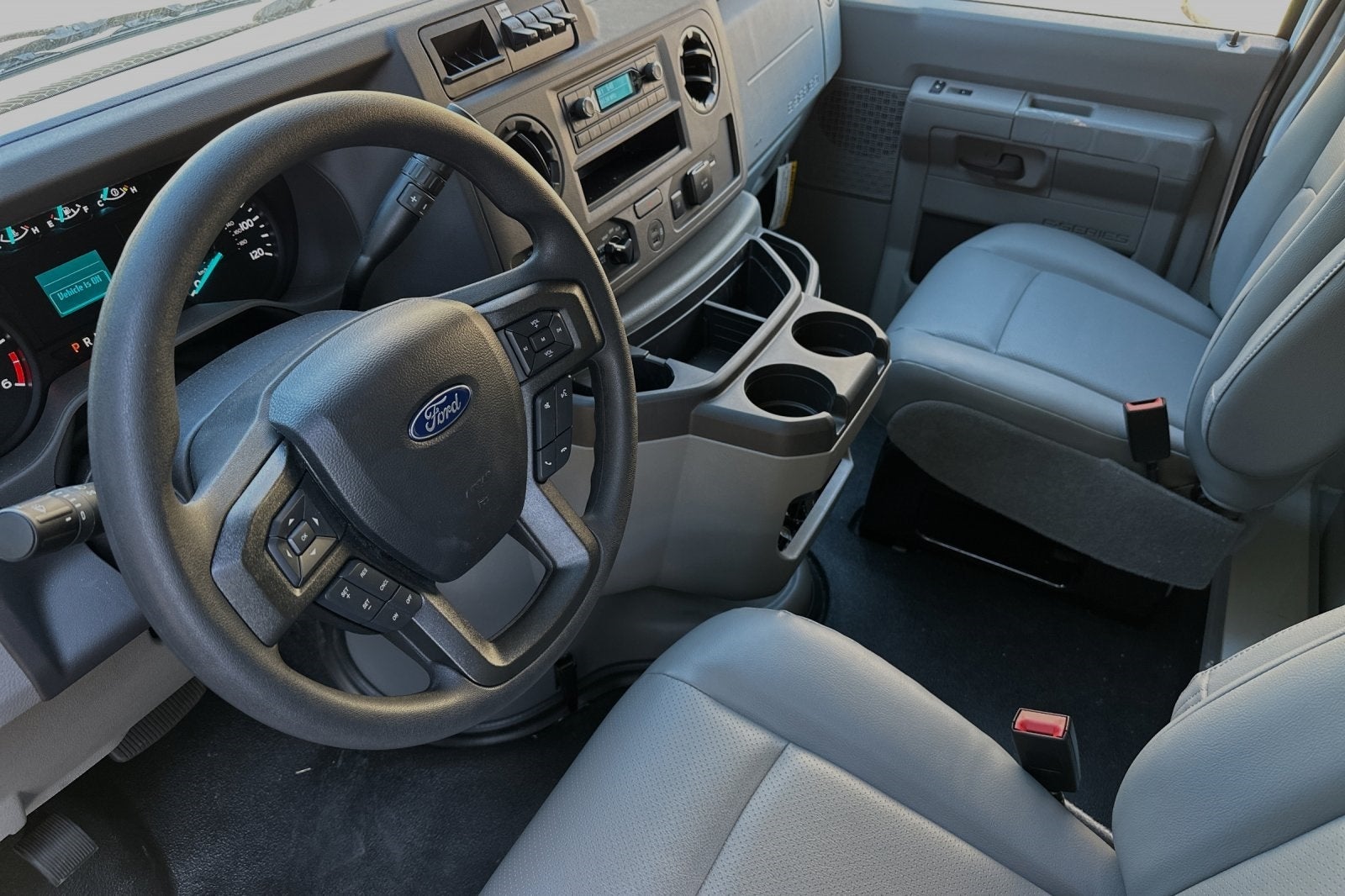 2025 Ford E-350SD Base Cutaway