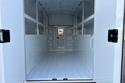 2025 Ford E-350SD Base Cutaway