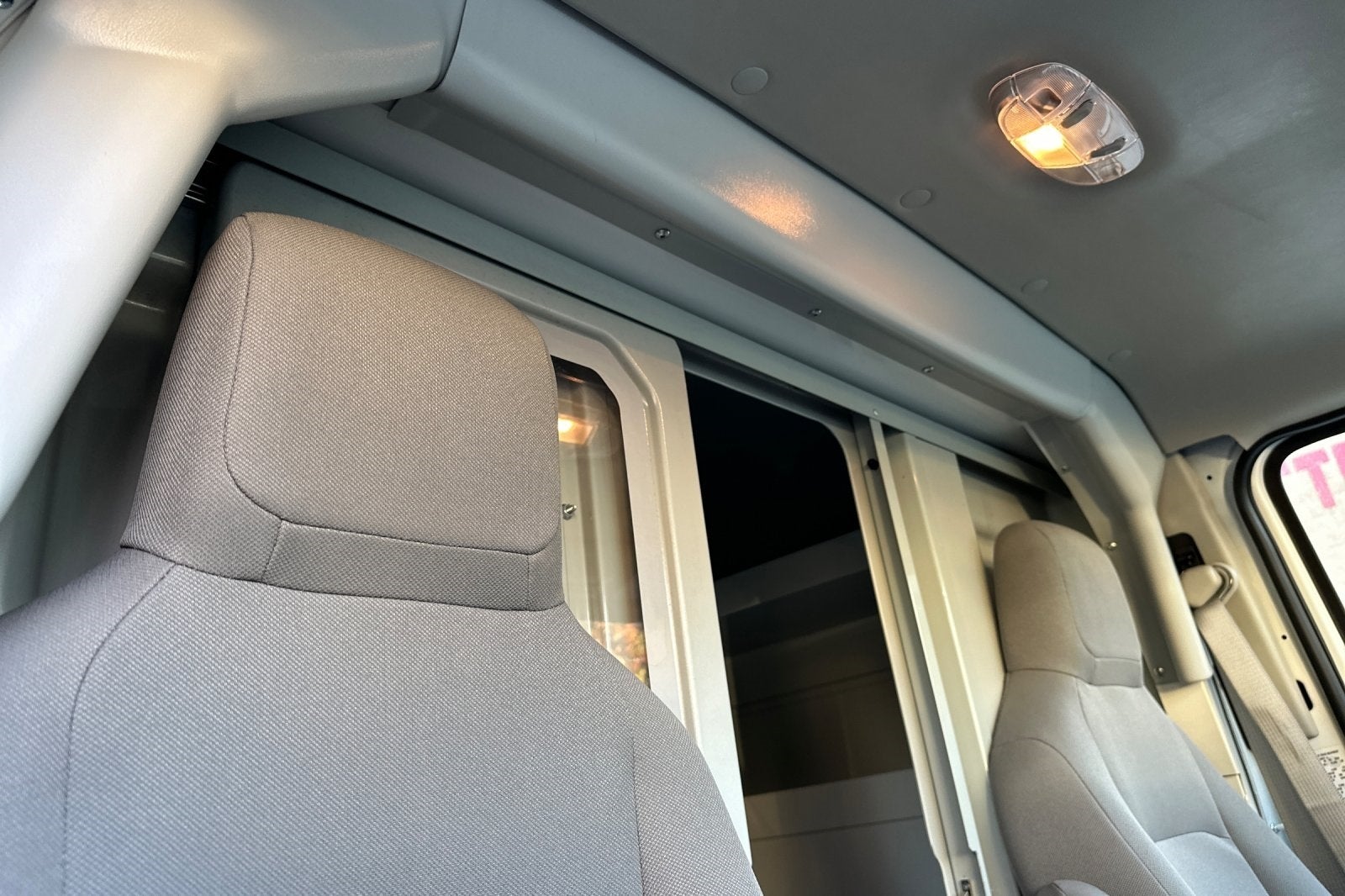 2025 Ford E-350SD Base Cutaway