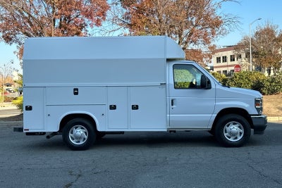 2025 Ford E-350SD Base Cutaway