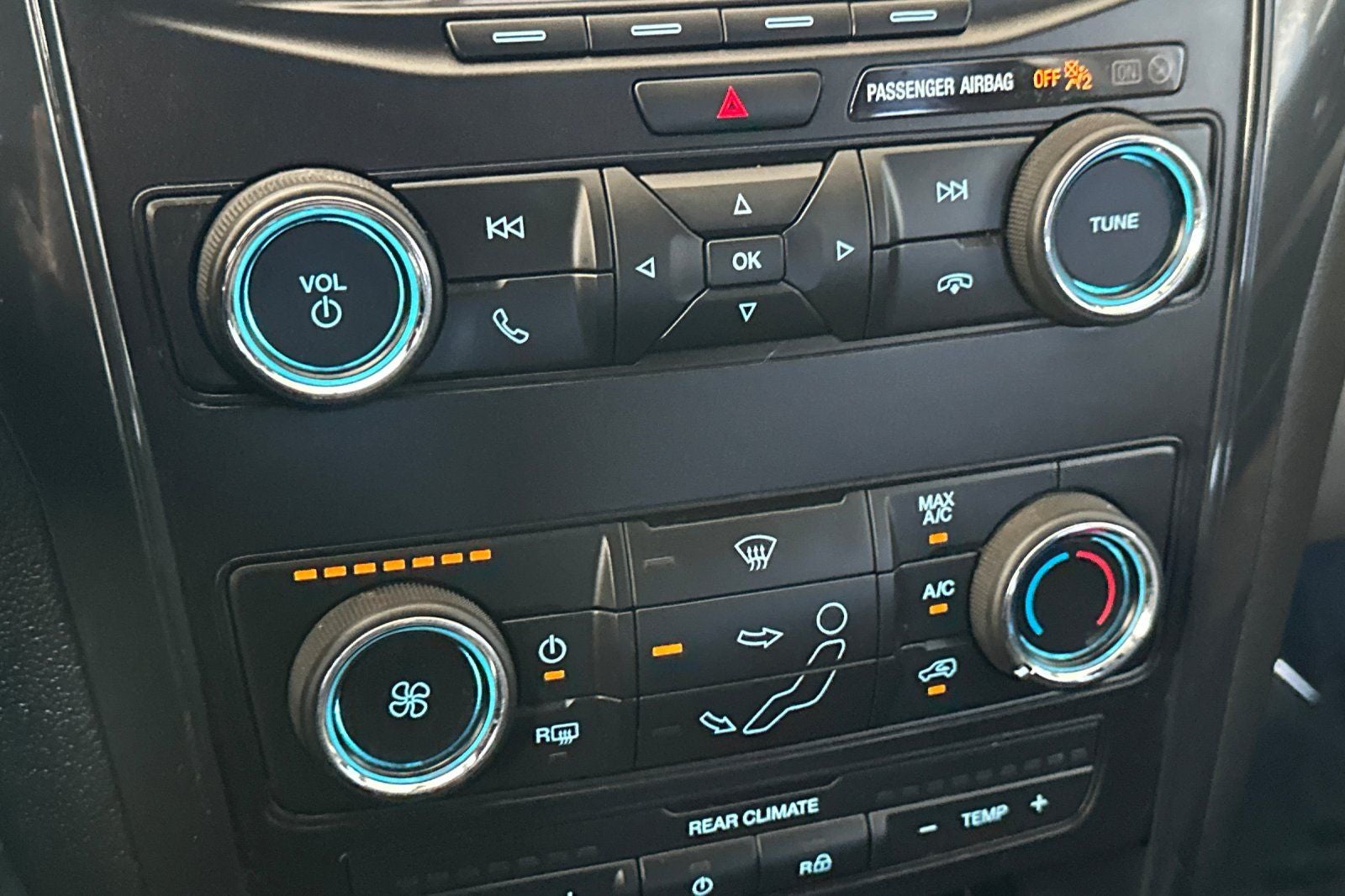 2018 Ford Explorer Base