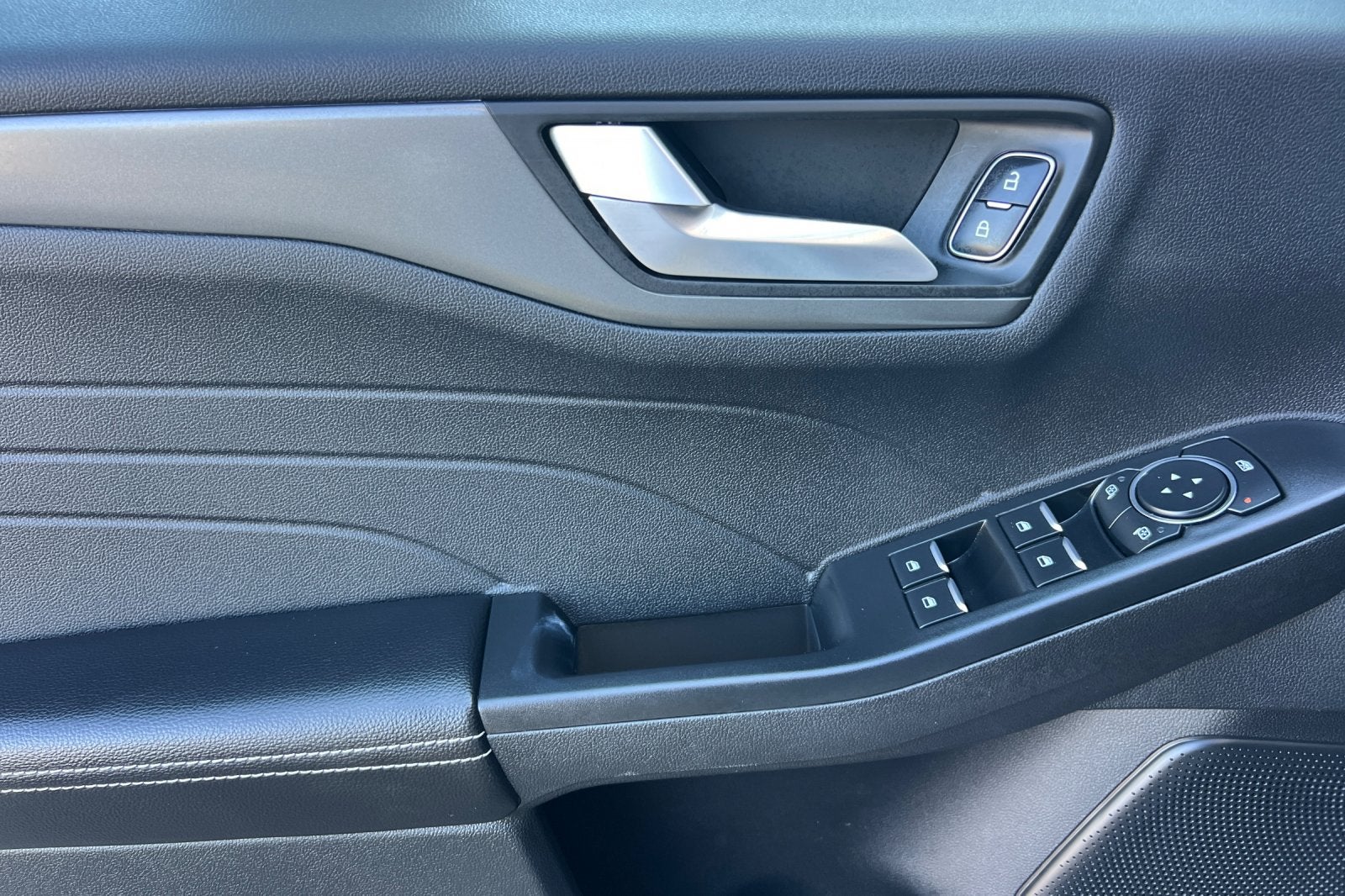 2024 Ford Escape Plug-In Hybrid Base