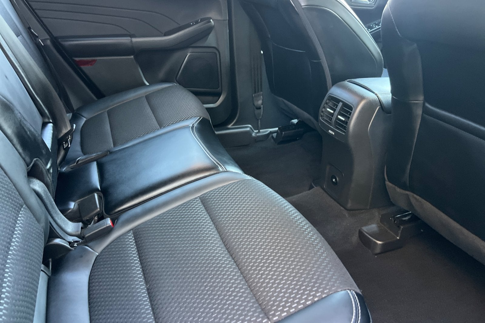 2024 Ford Escape Plug-In Hybrid Base