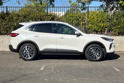 2024 Ford Escape Plug-In Hybrid Base