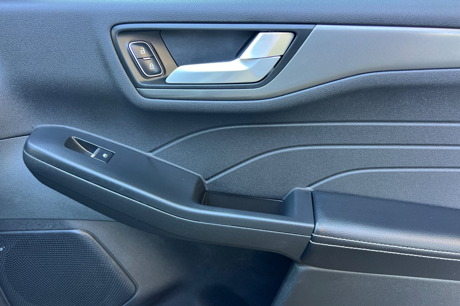 2024 Ford Escape Plug-In Hybrid Base