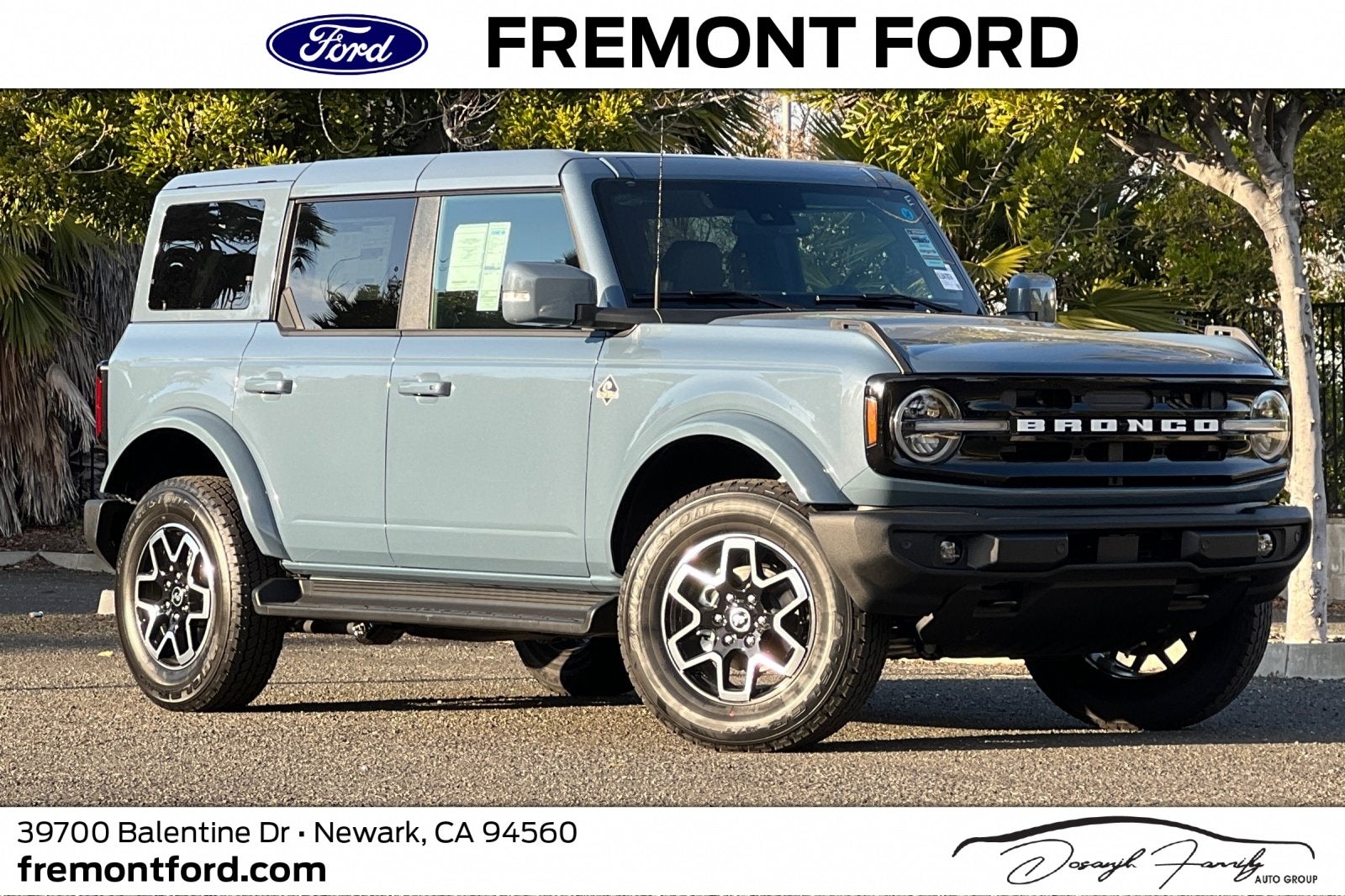 2025 Ford Bronco Outer Banks