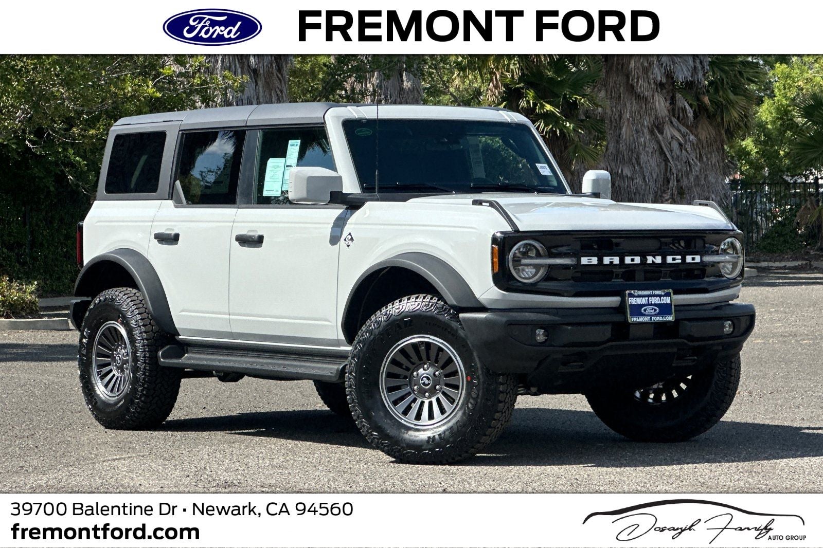 2026 Ford Bronco Outer Banks