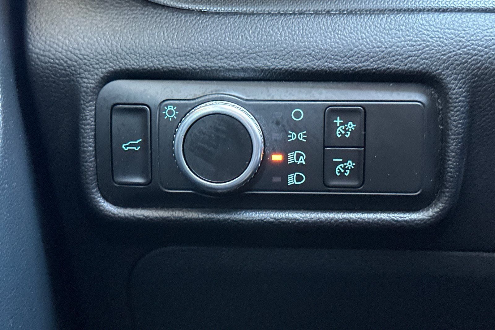 2021 Ford Explorer Base