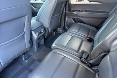 2026 Ford Explorer Active w/100A Pkg