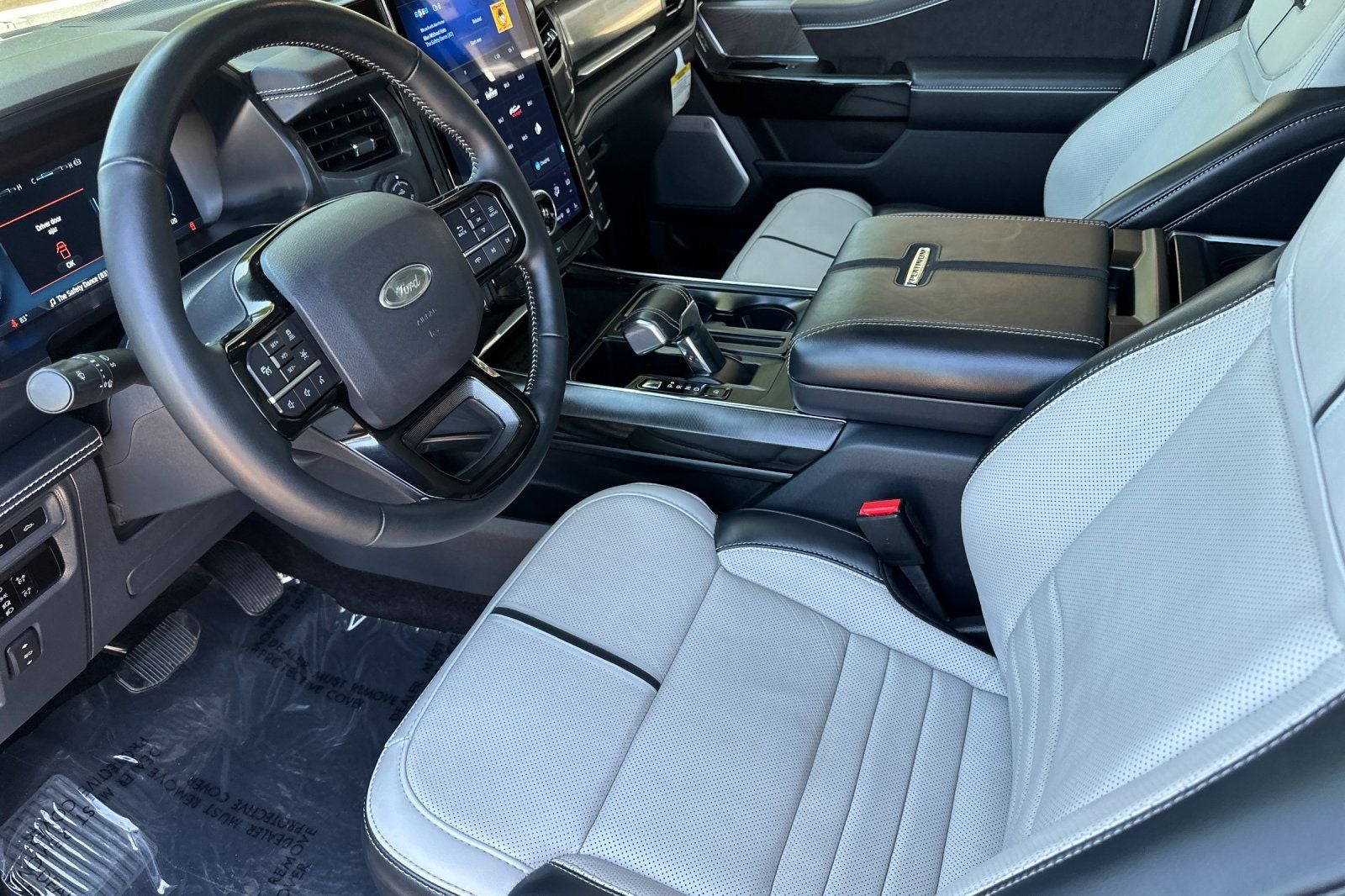 2023 Ford F-150 Lightning Platinum