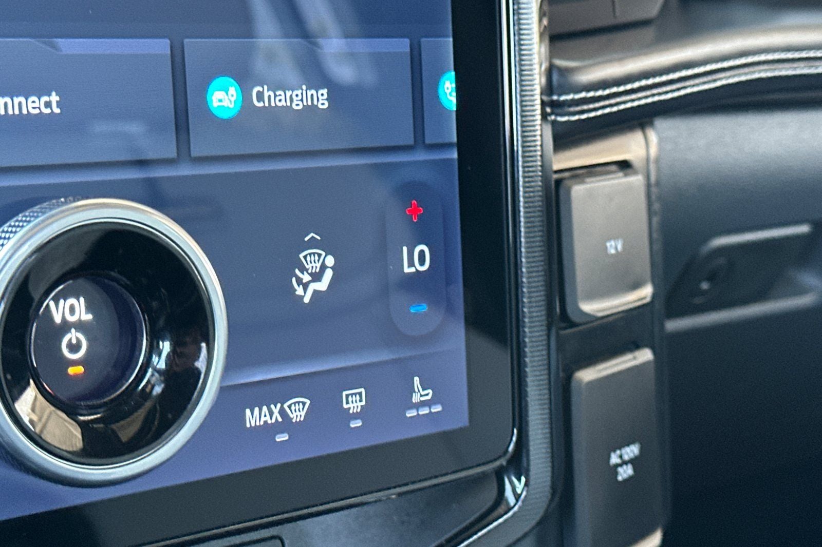 2023 Ford F-150 Lightning Platinum