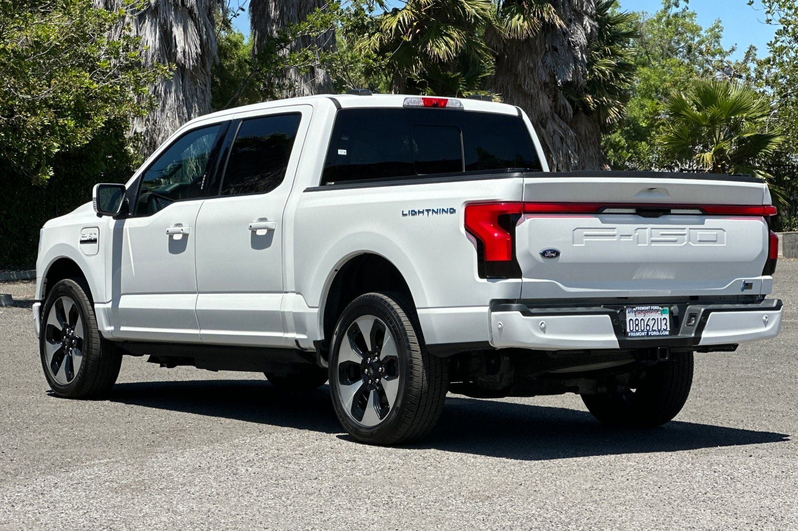 2023 Ford F-150 Lightning Platinum