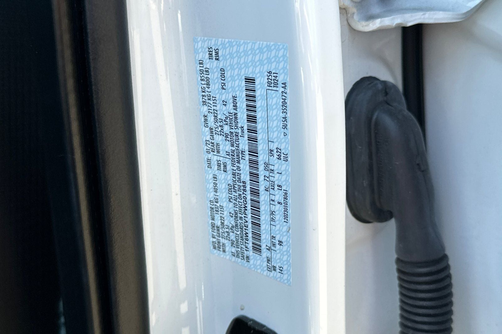 2023 Ford F-150 Lightning Platinum