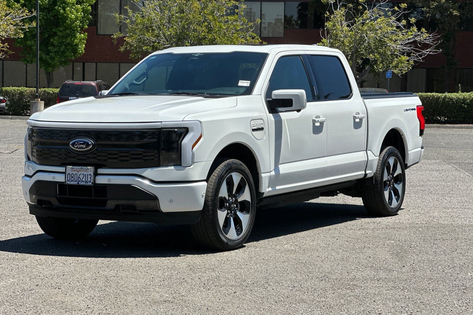 2023 Ford F-150 Lightning Platinum