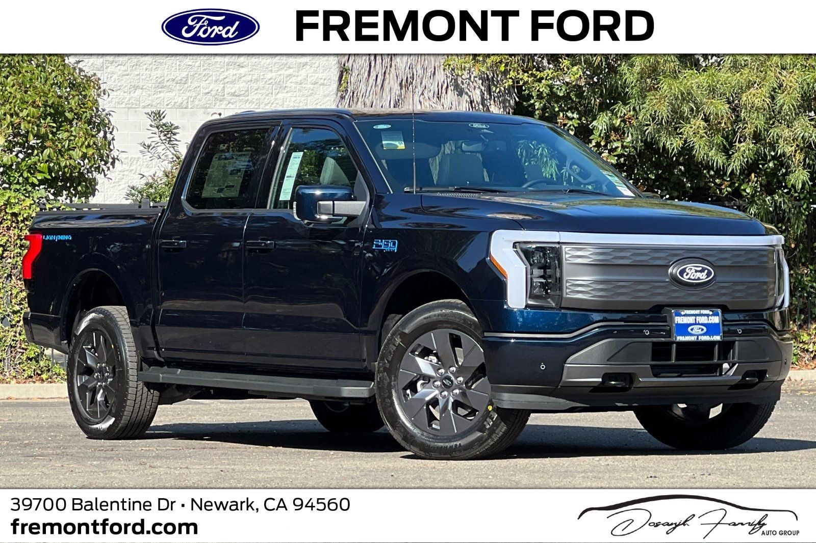 2025 Ford F-150 Lightning Lariat