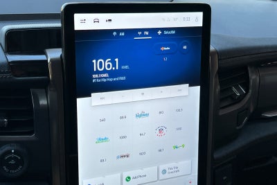 2025 Ford F-150 Lightning Lariat