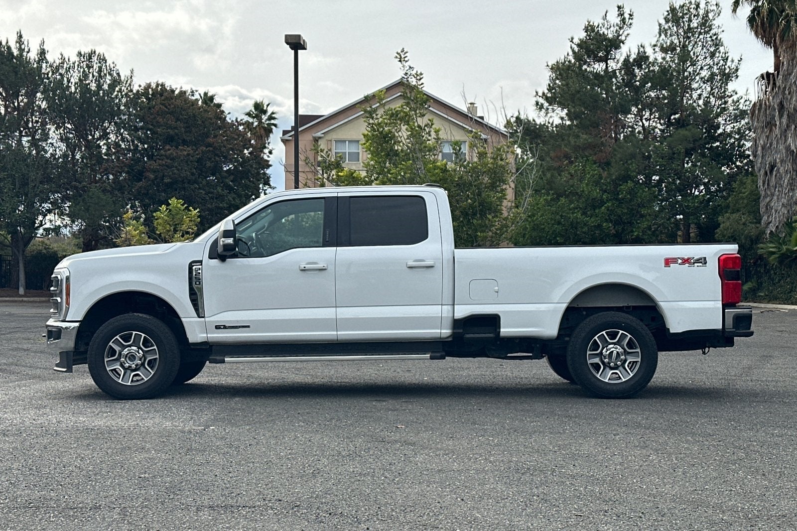 2023 Ford F-250SD Lariat