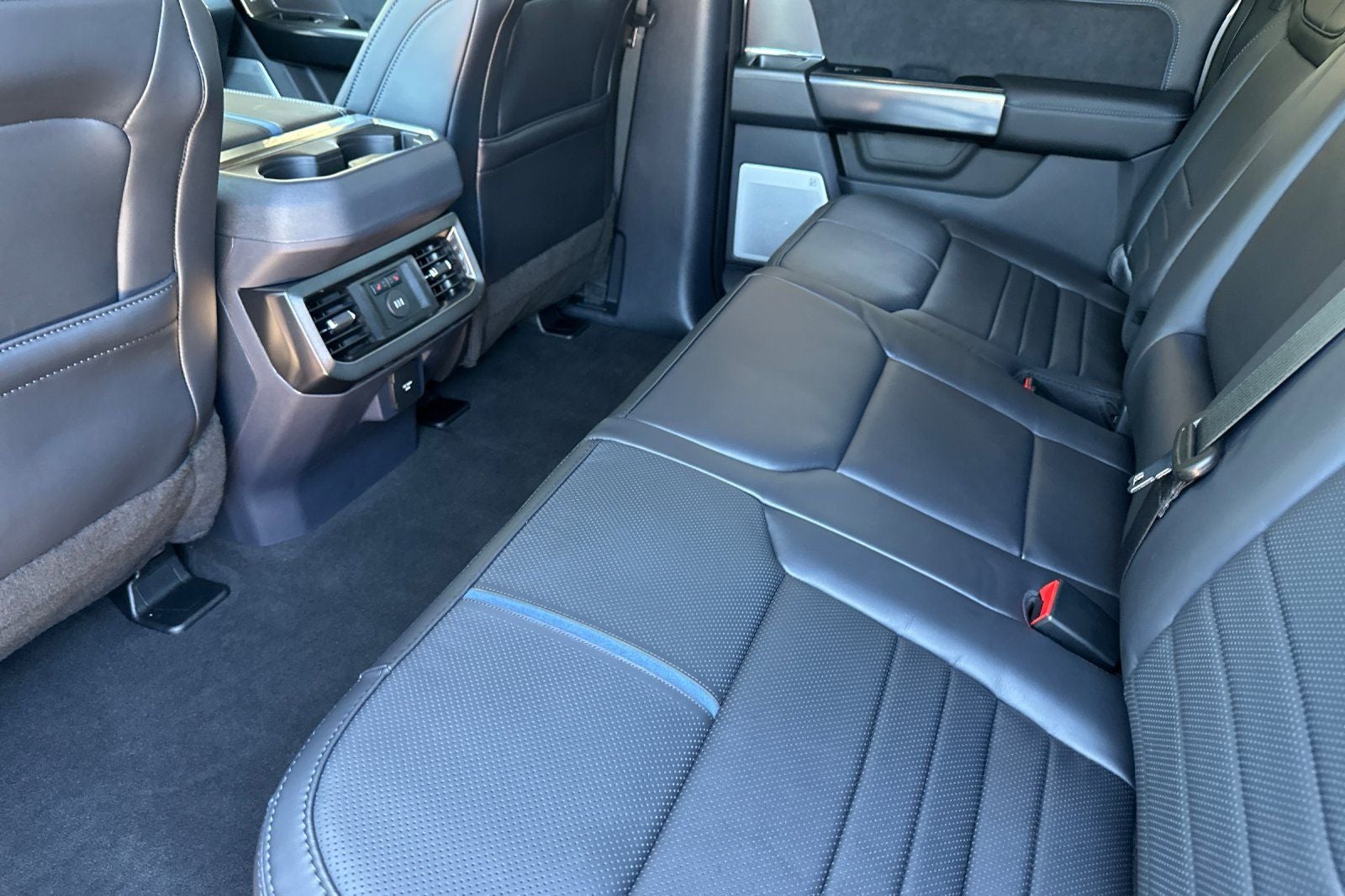 2026 Ford F-350SD Platinum 160 WB