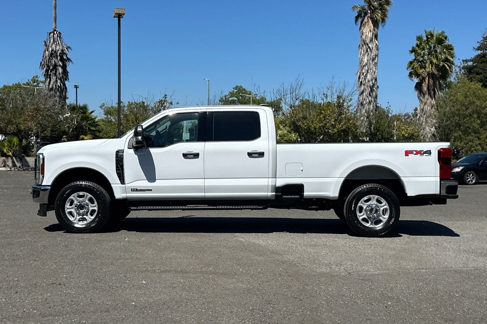 2026 Ford F-350SD XLT 176 WB