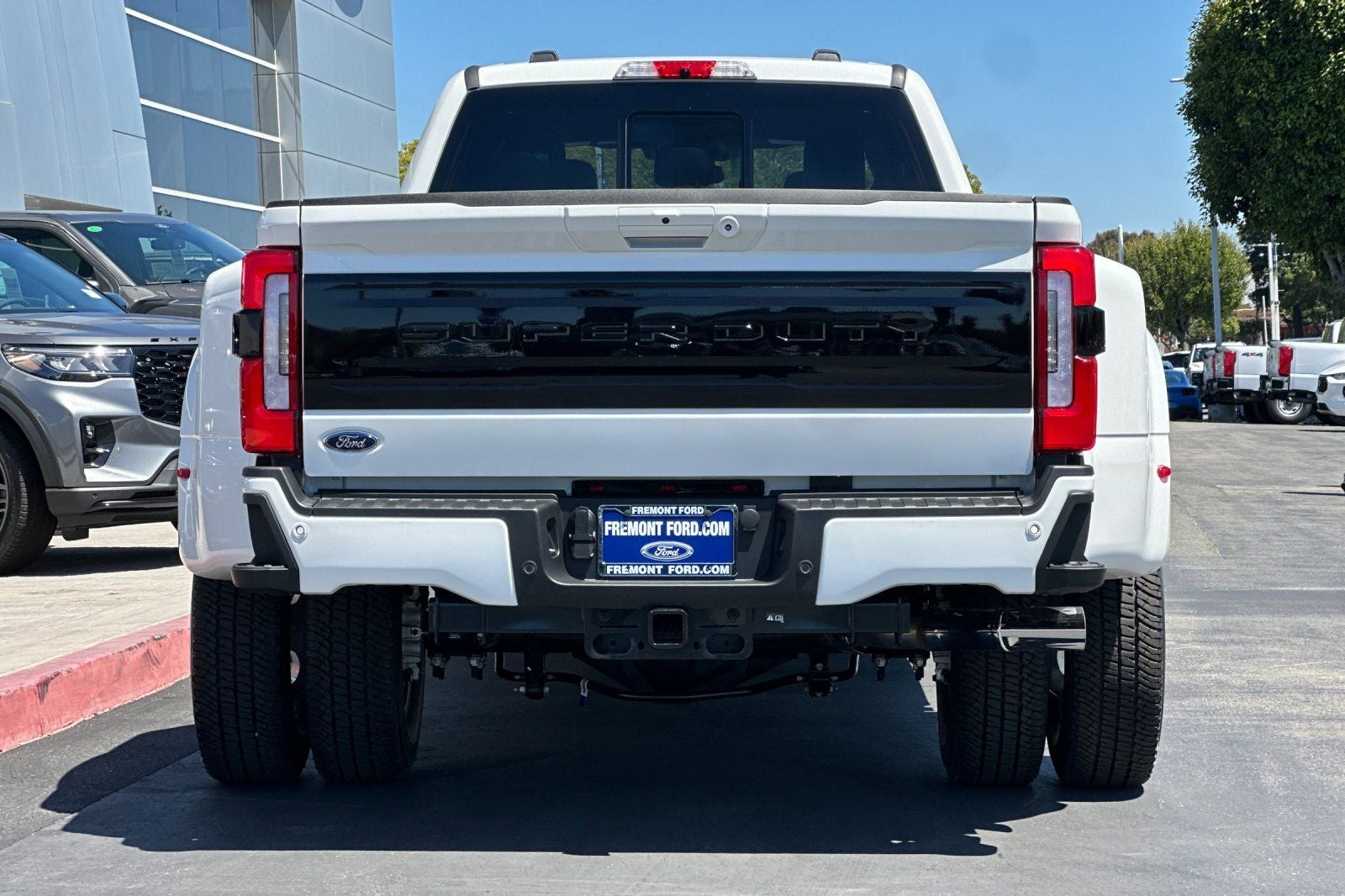 2026 Ford F-350SD Platinum DRW
