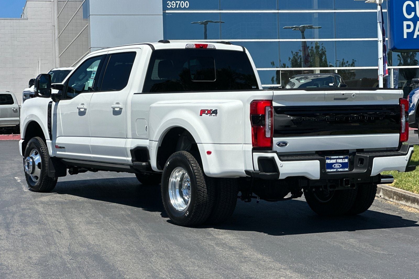 2026 Ford F-350SD Platinum DRW