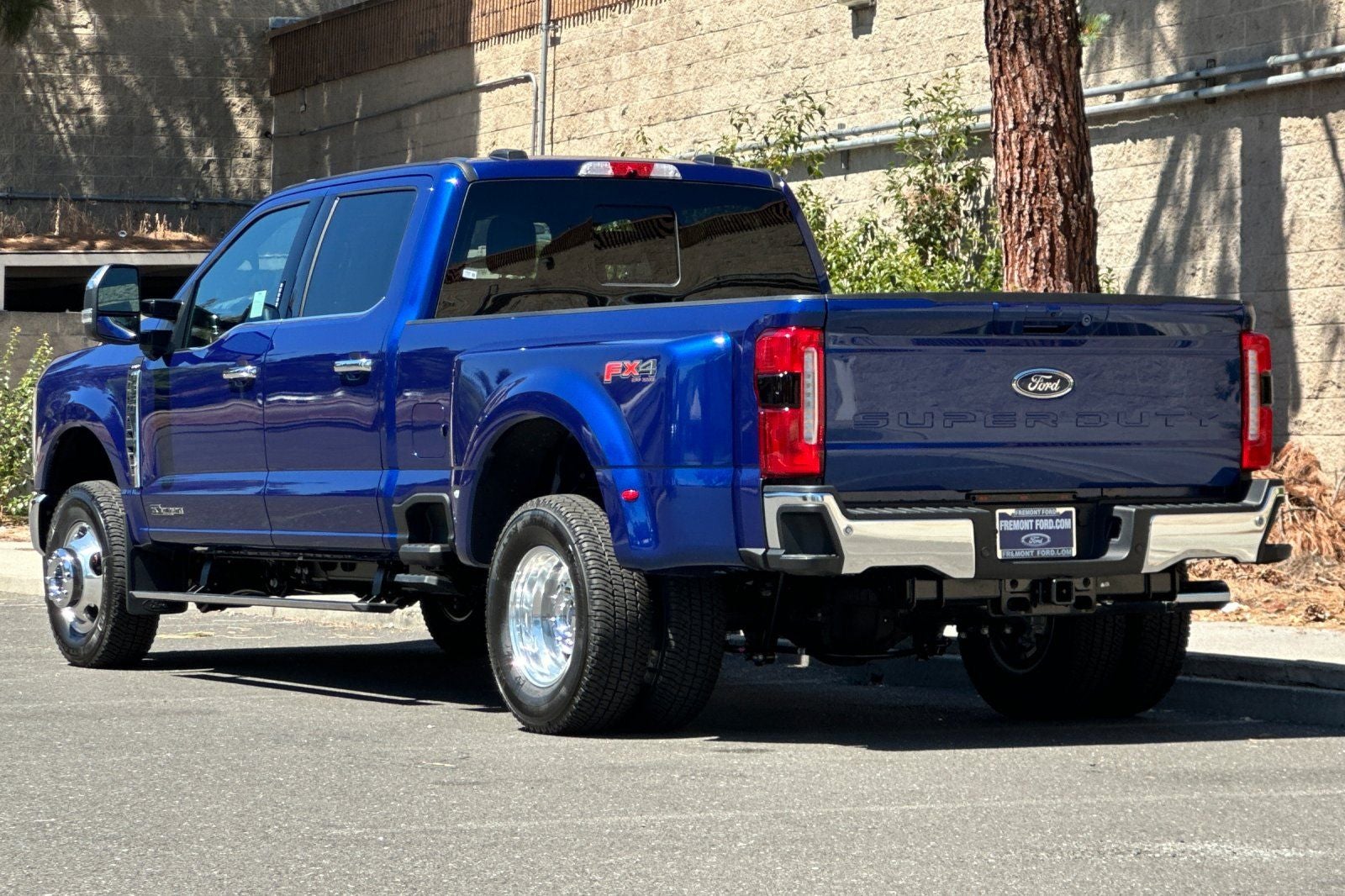 2026 Ford F-350SD Lariat DRW