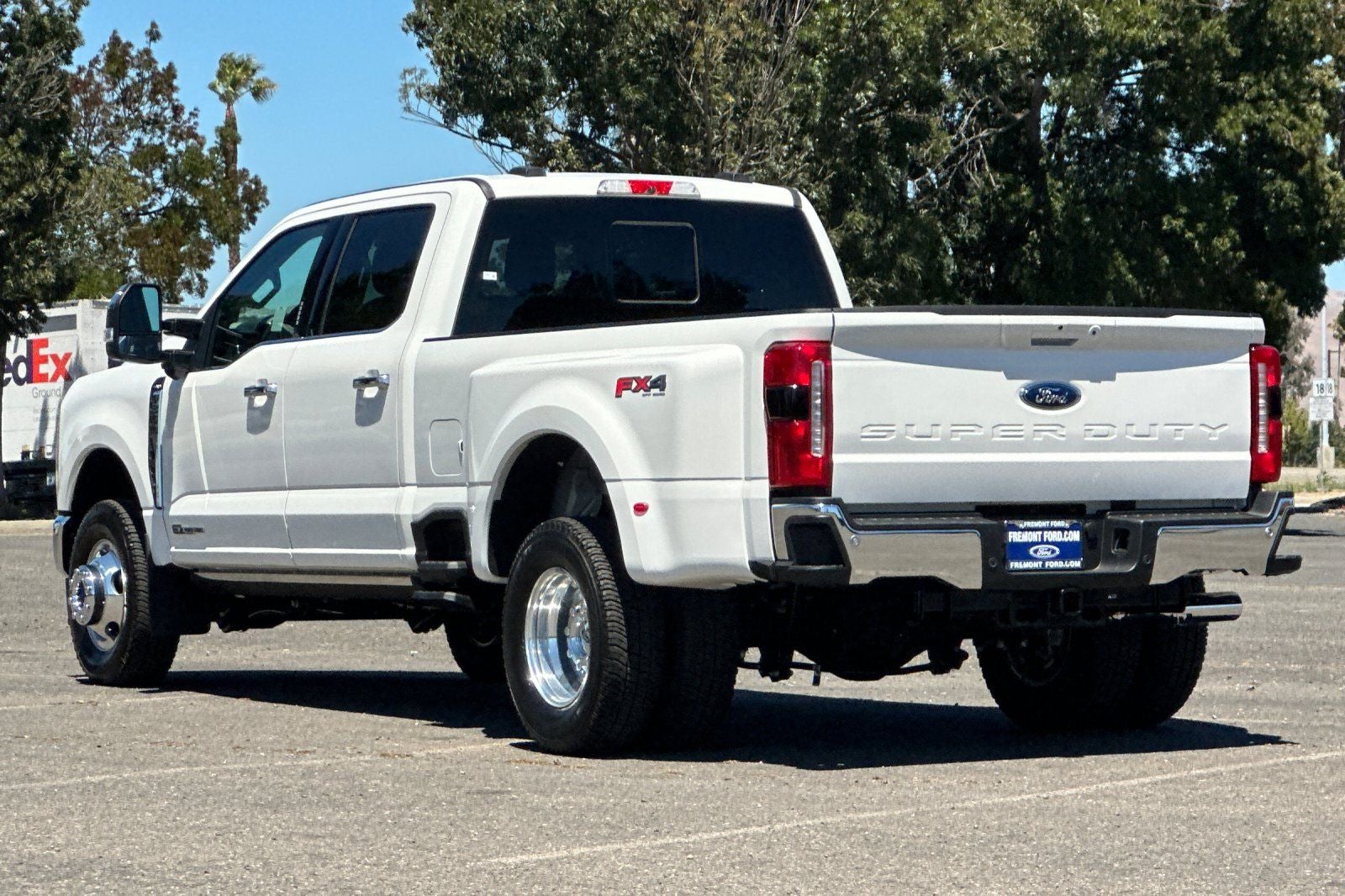 2026 Ford F-350SD Lariat DRW